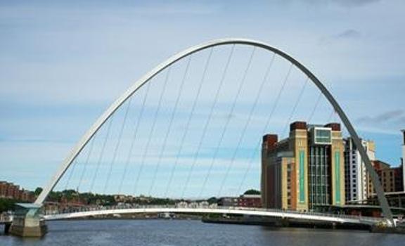 Gateshead Millennium Bridge